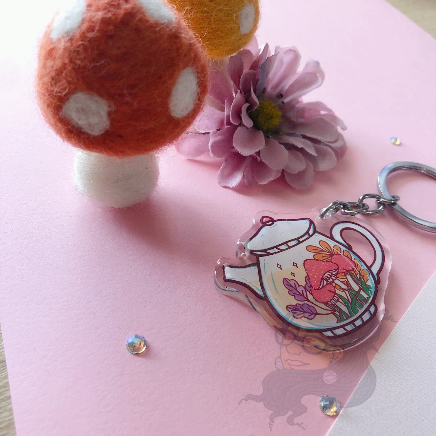 Cottage Teapot Glitter Keychain